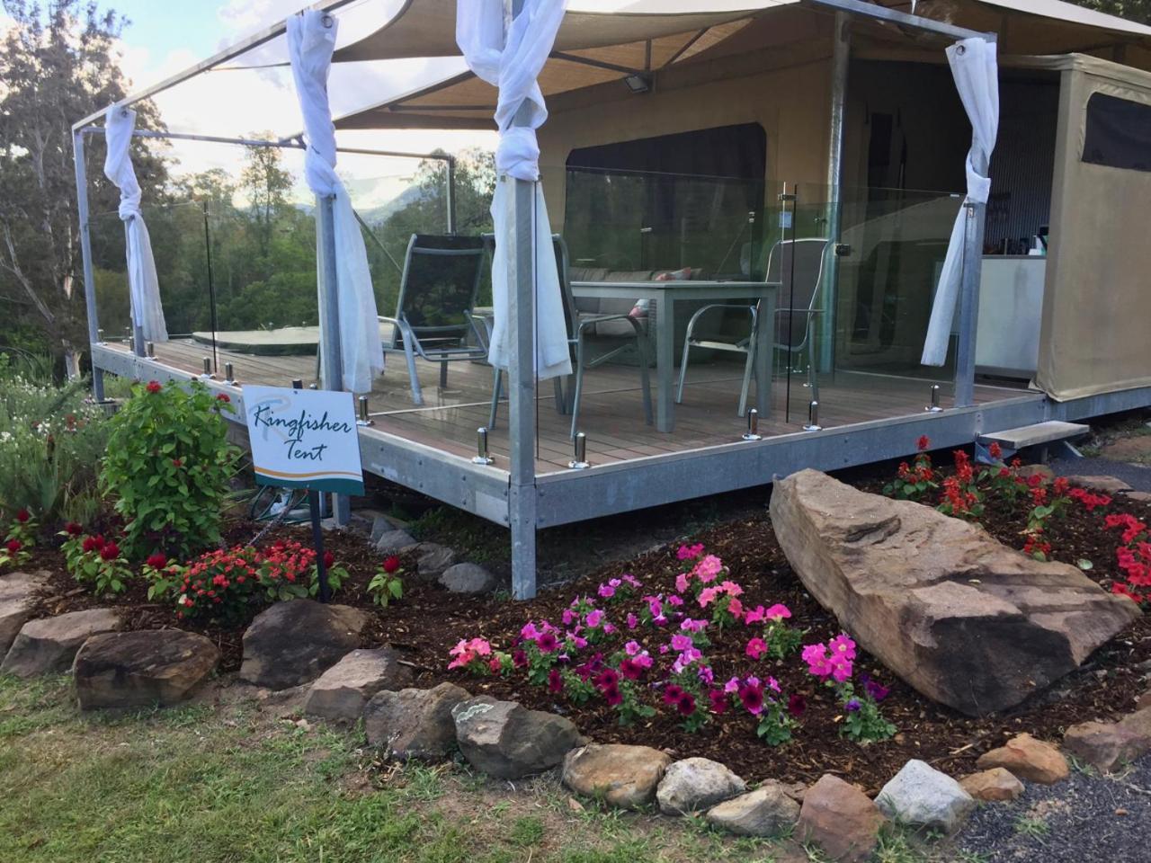 Отель Tuckers Retreat Canungra Экстерьер фото